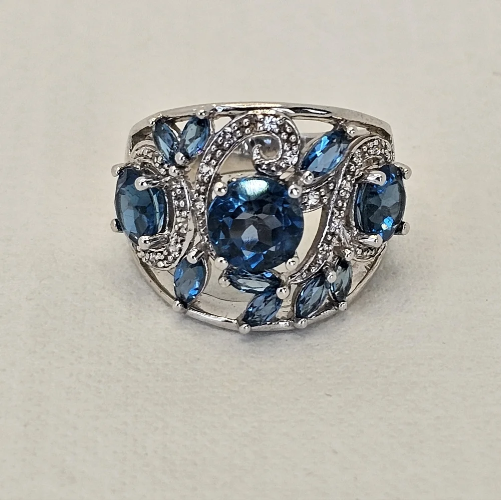 Natural London Blue Topaz Ring Rhodium Sterling Silver Size 7! New - Picture 10 of 12